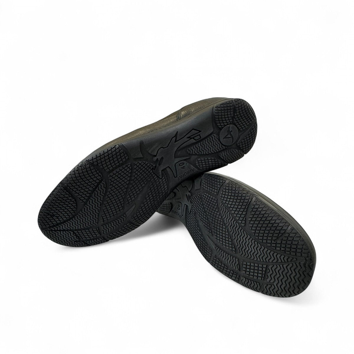Atropat Hafez black genuine leather smart casual shoes with subtle handmade stitching and rubber sole. Photo of bottom view.