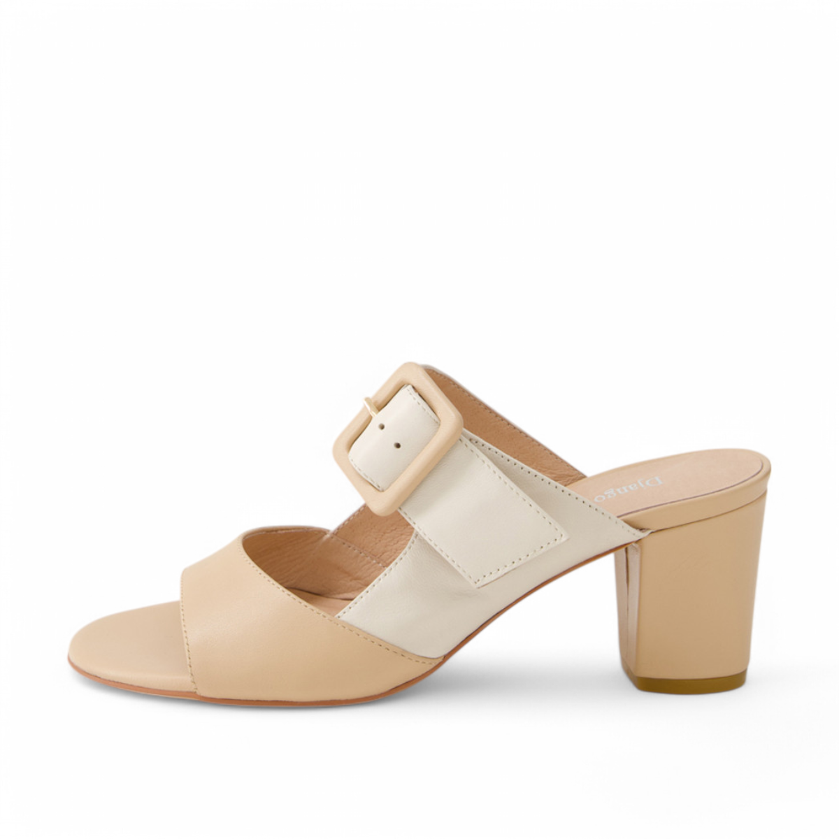 DJANGO & JULIEITTE CONRADE / CAMEL-ALMOND