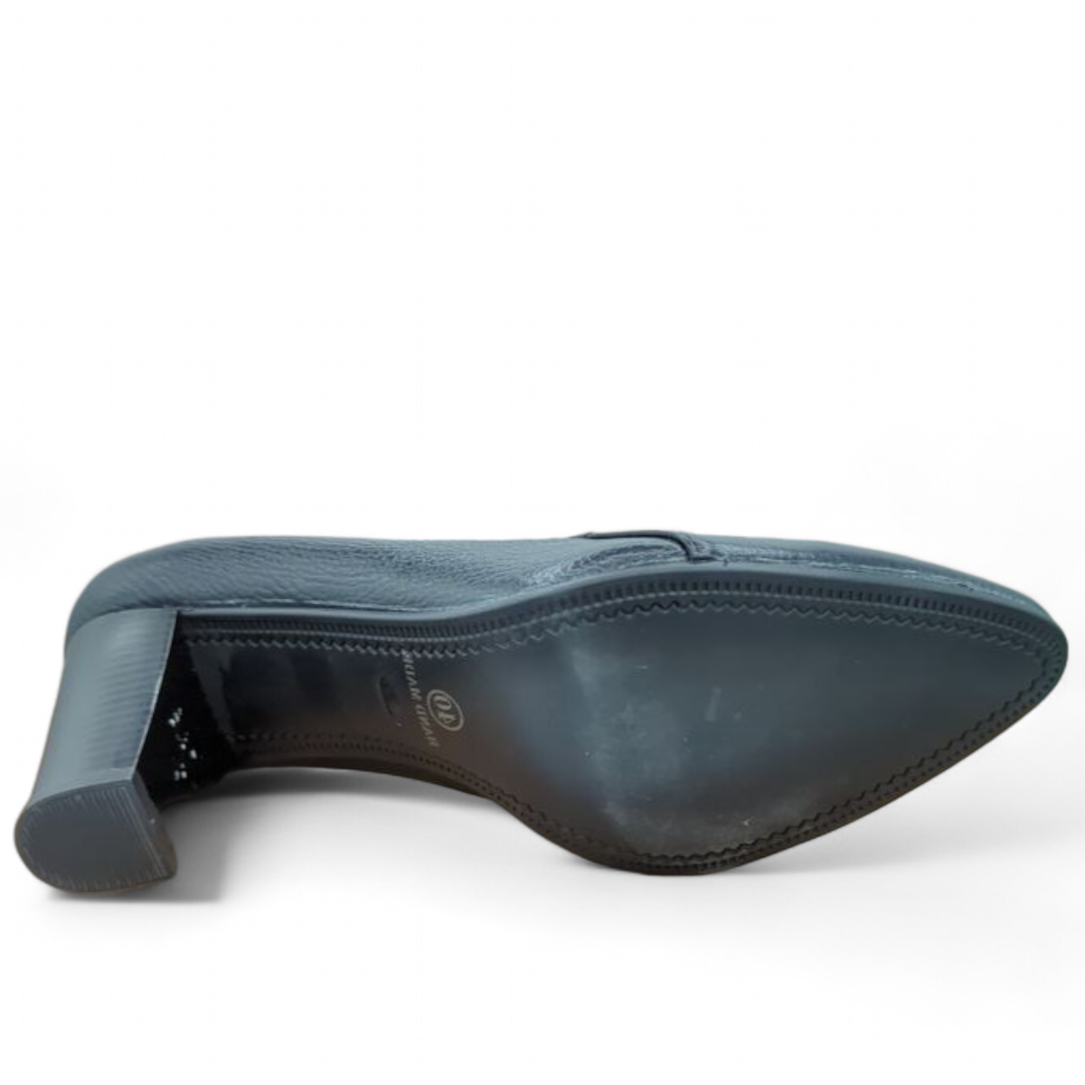 Salvator Black