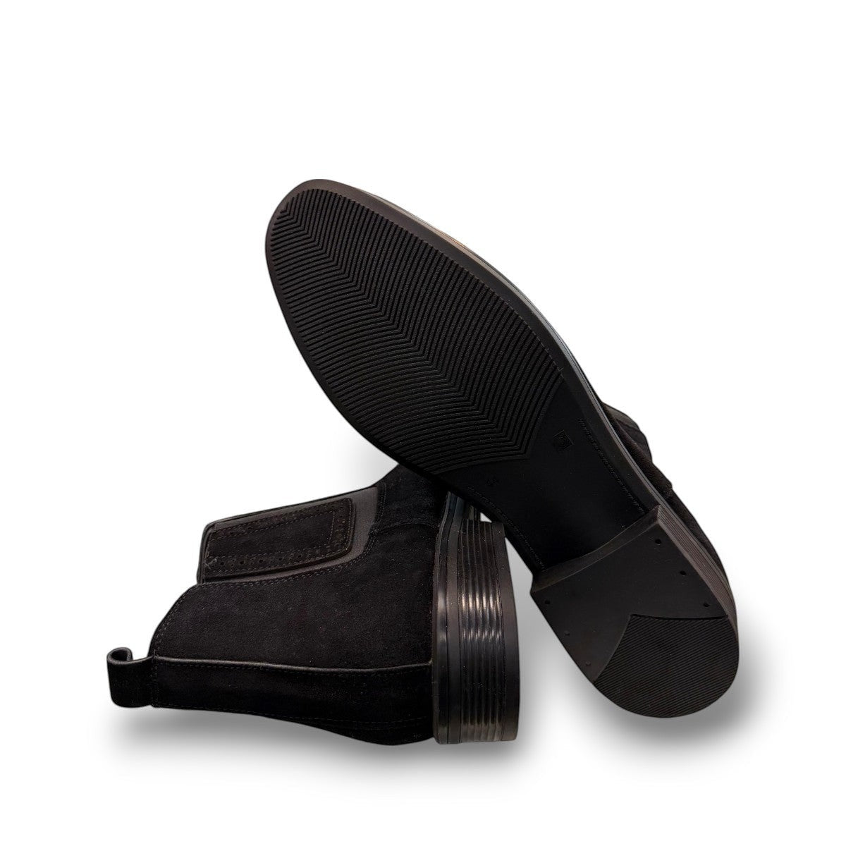 Description:
1. Genuine Leather Upper for a Polished finish
2. Leather Lining for Breathability and Comfort
3. Durable Rubber Outsole with Excellent Traction
4. Lace-up Closure for a Secure, Adjustable Fit
5. Ideal for Formal Occasions or Smart Casual Wear
6. Detailed with Subtle Handmade Stitching for a Refined, distinctive look.