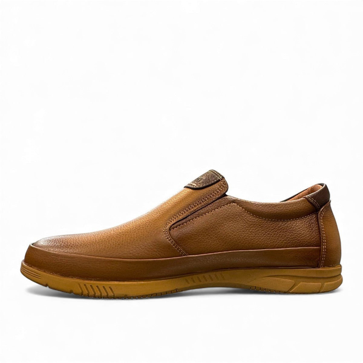 Atropat Bahar brown genuine leather slip-on shoes with handmade stitching and durable rubber outsole. Photo of inside side view.