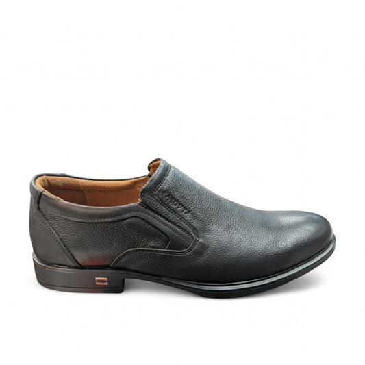 Atropat Lalehzar black genuine leather slip-on shoe with handmade stitching and rubber outsole. Photo of outside side view.