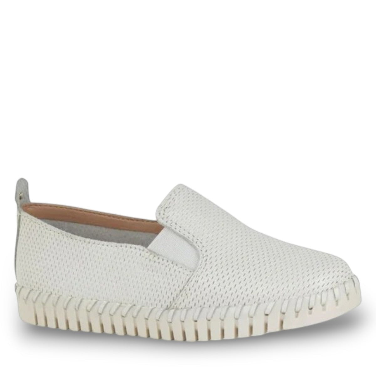 Bottero Gal off-white slip-on shoes in textured leather with a durable rubber sole