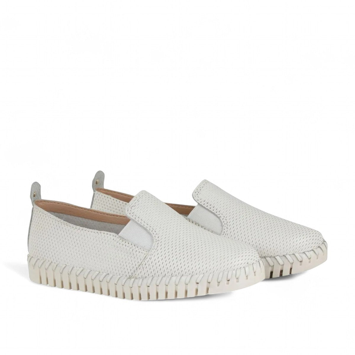 Bottero Gal off-white slip-on shoes in textured leather with a durable rubber sole