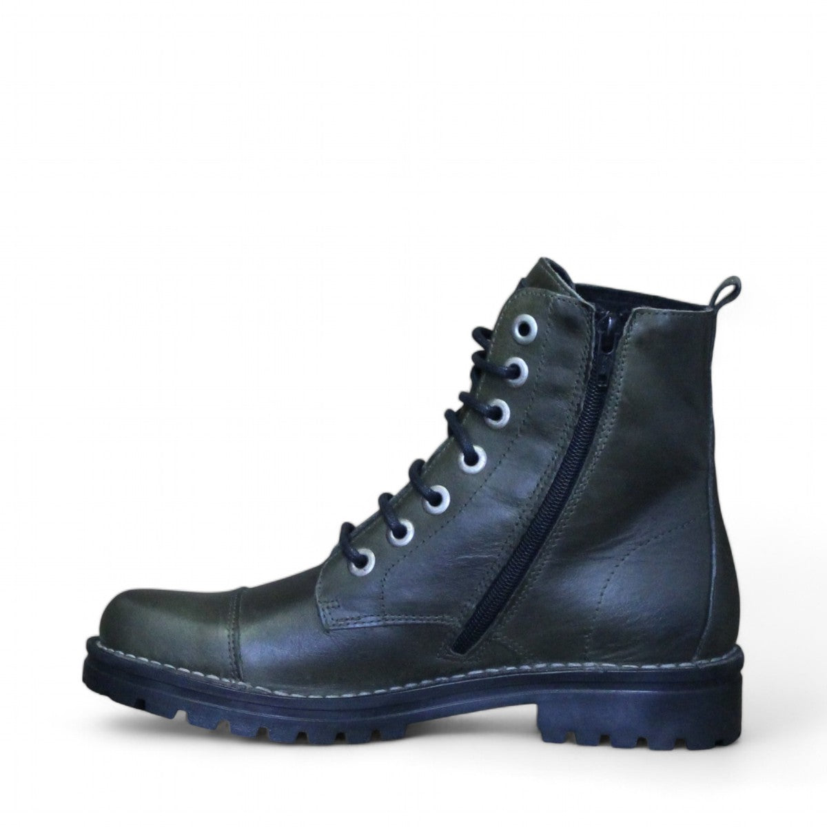Chacal 5663 black leather lace-up combat boot with side zipper and durable rubber lug sole