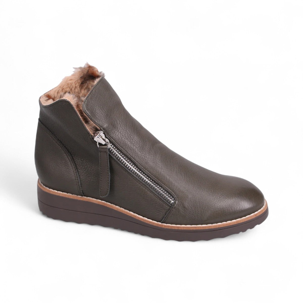 DJANGO & JULIETTE Opal olive leather flatform bootie with side zipper and leopard print faux fur lining. Photo of side view.
