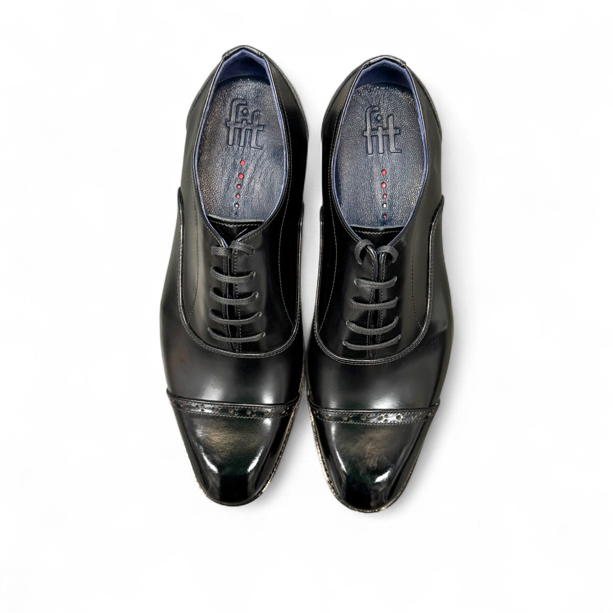 Fit minab black leather lace-up oxford shoe with cap toe and handmade stitching for formal or smart casual wear.