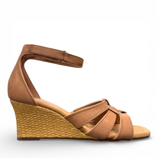 CLARKS KYARRA JOY - WARM BEIGE