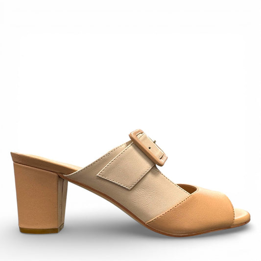 DJANGO & JULIEITTE CONRADE / CAMEL-ALMOND