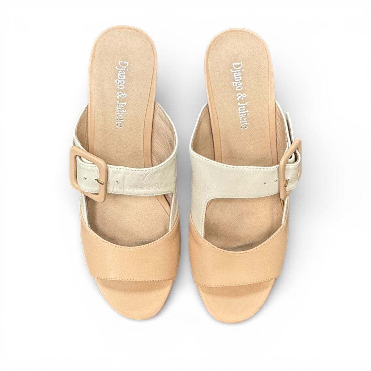 DJANGO & JULIEITTE CONRADE / CAMEL-ALMOND