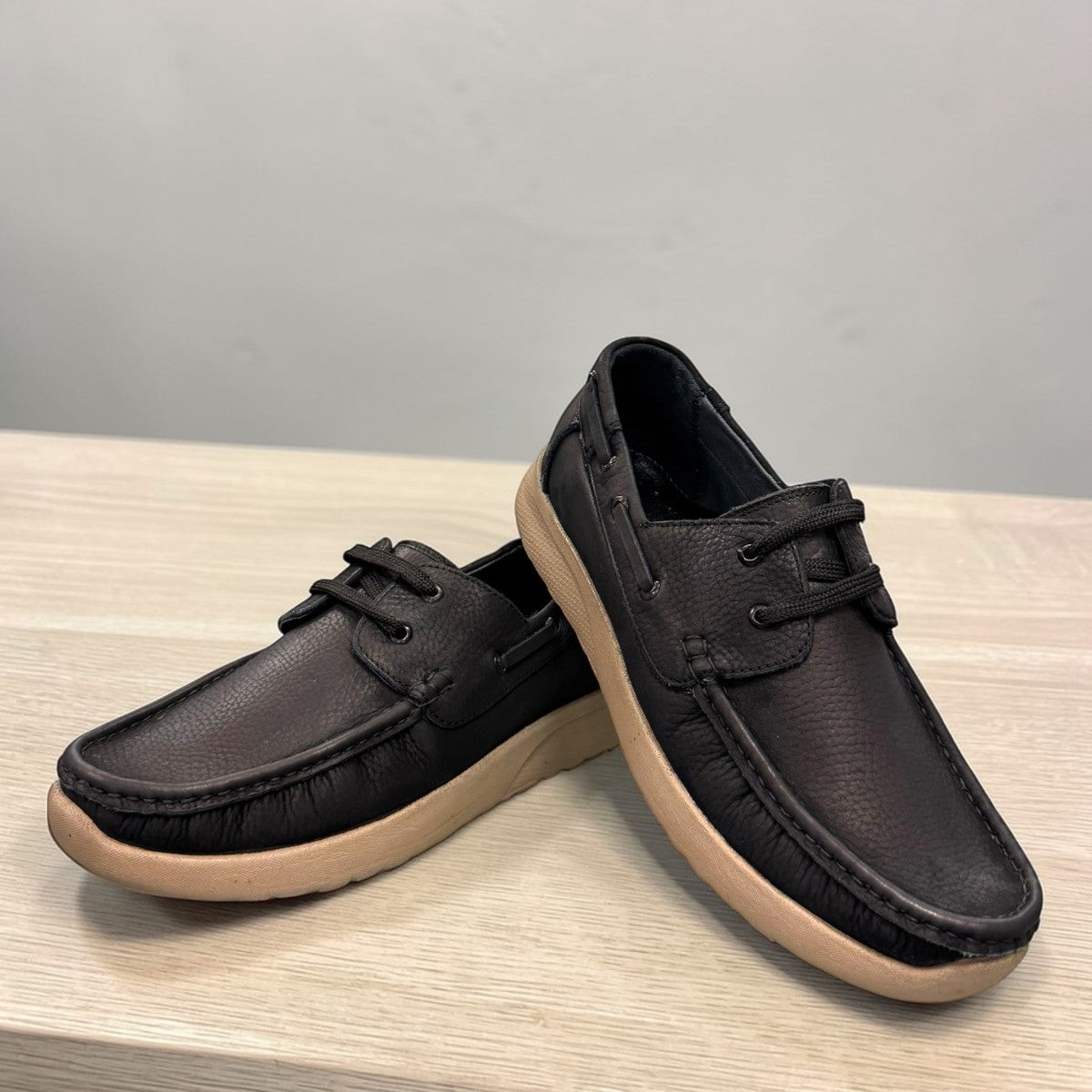 CATER PILLAR KASRA - BLACK