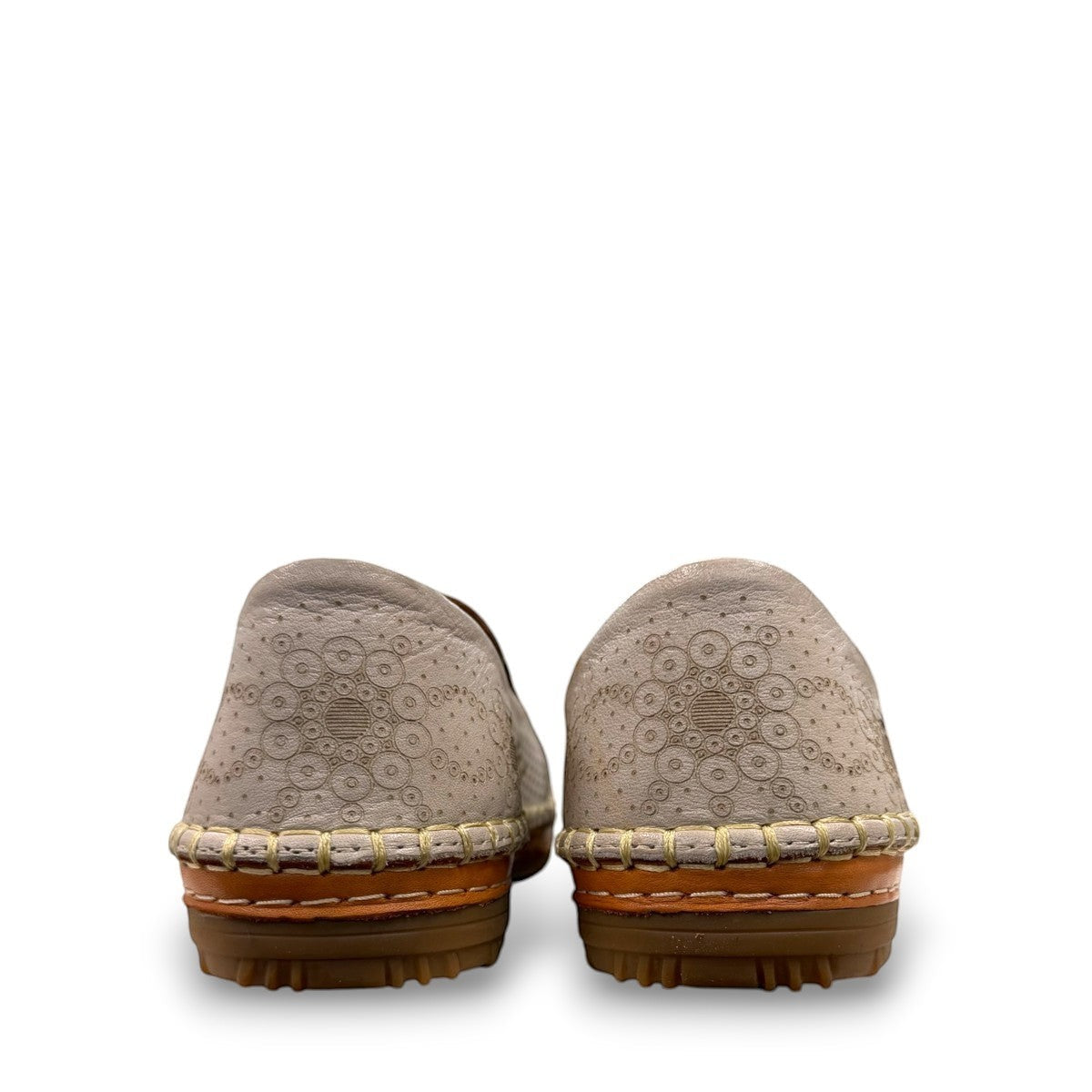 Roamers Atzi silver grey leather flat with intricate cutout details and a comfortable rubber sole.
photo of the back side