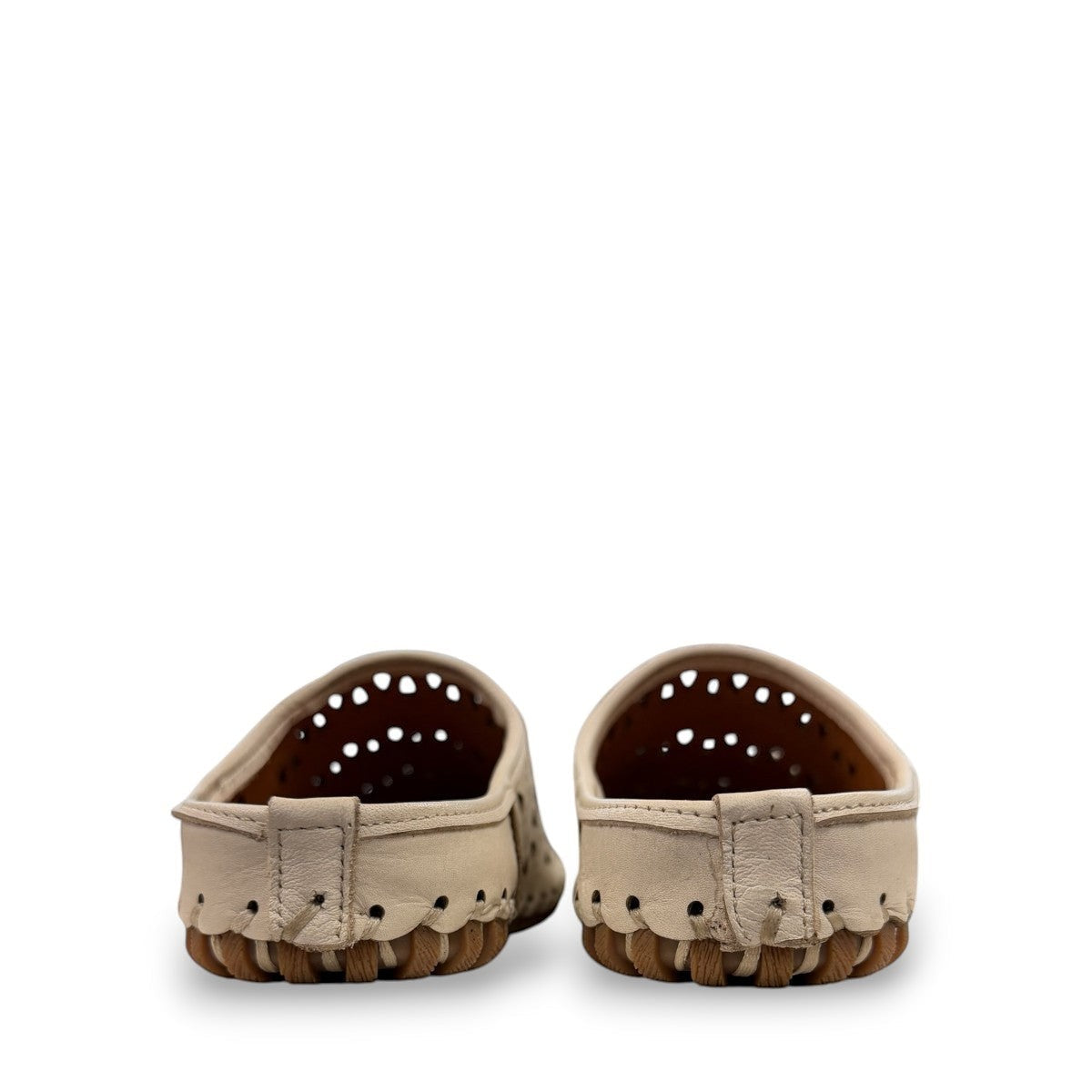 Roamers Verity mink leather slip-on sandal with breathable perforated cutouts and rubber outsole.
photo of the back side