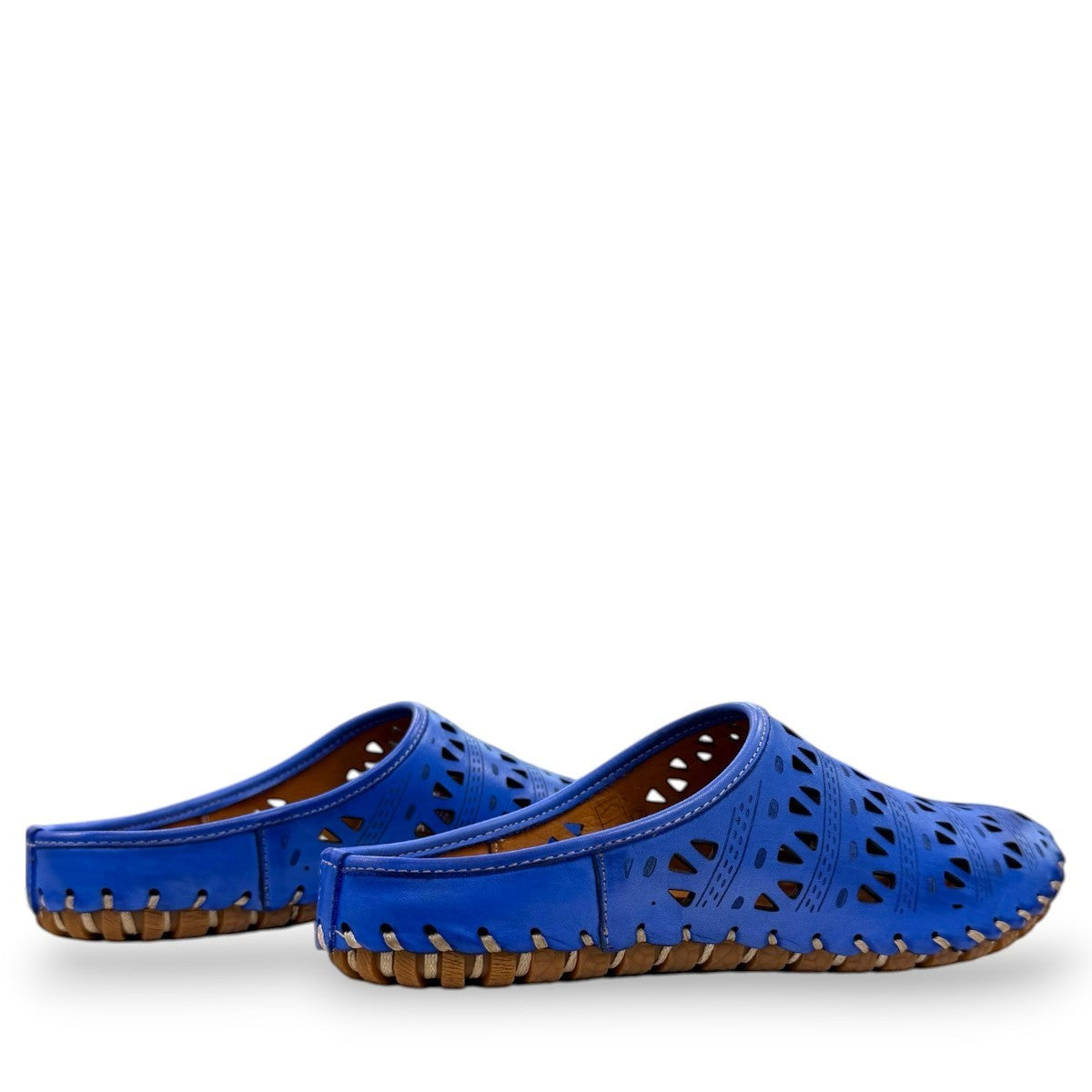 Roamers Verity sax blue leather slip-on sandal with breathable perforated cutouts and a rubber outsole.
photo of the back side