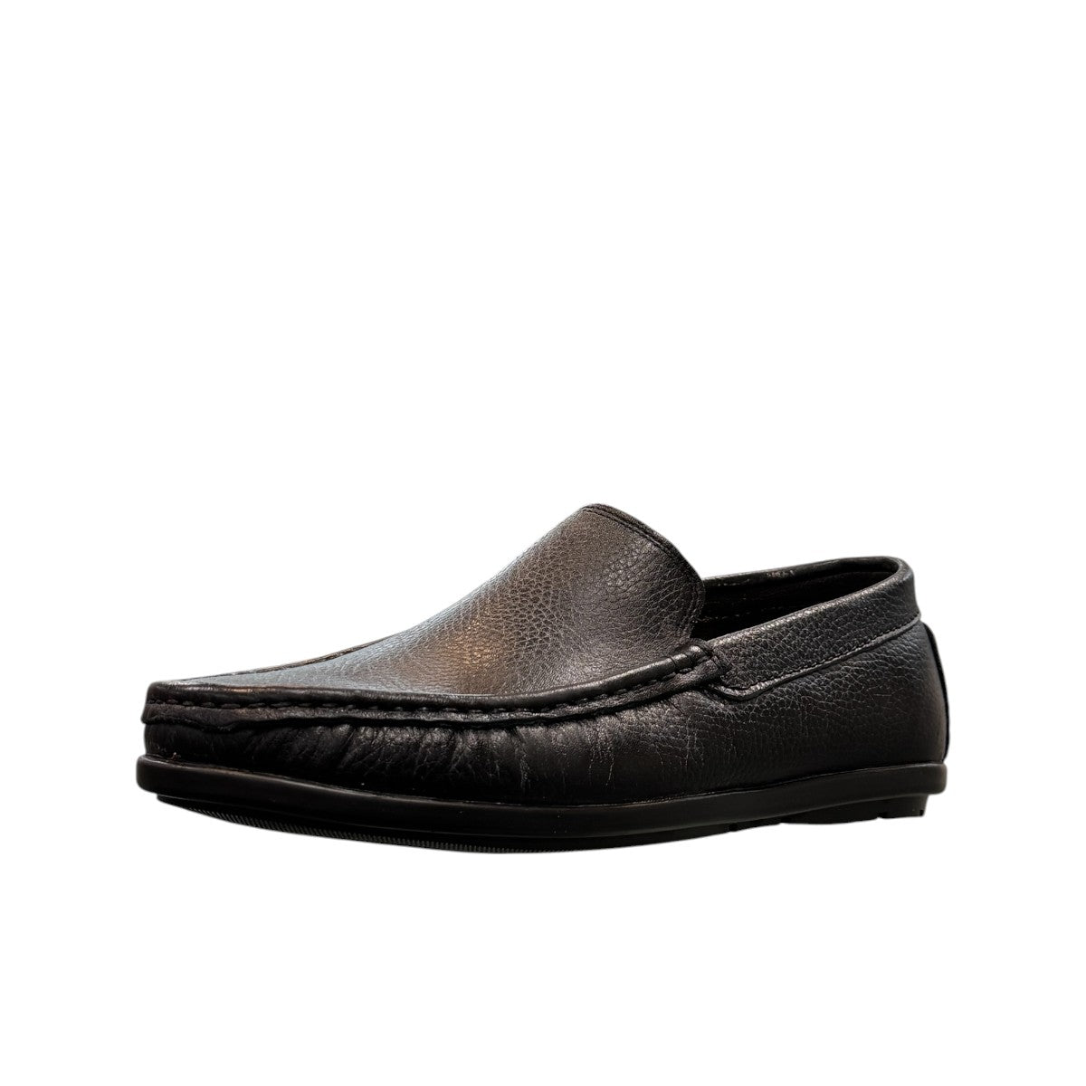 Satel Ardeshir black genuine leather loafers with a durable rubber outsole for formal wear. Photo of front side view.