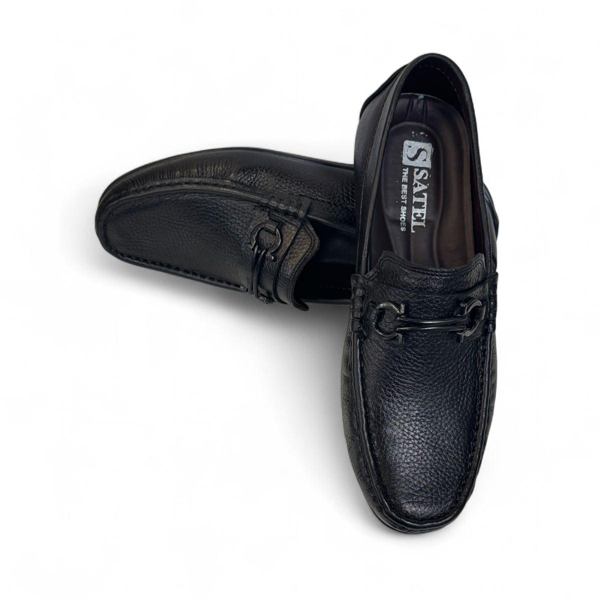 Satel Poonak black genuine leather loafers with subtle handmade stitching and a polished finish. Photo of upper view.
