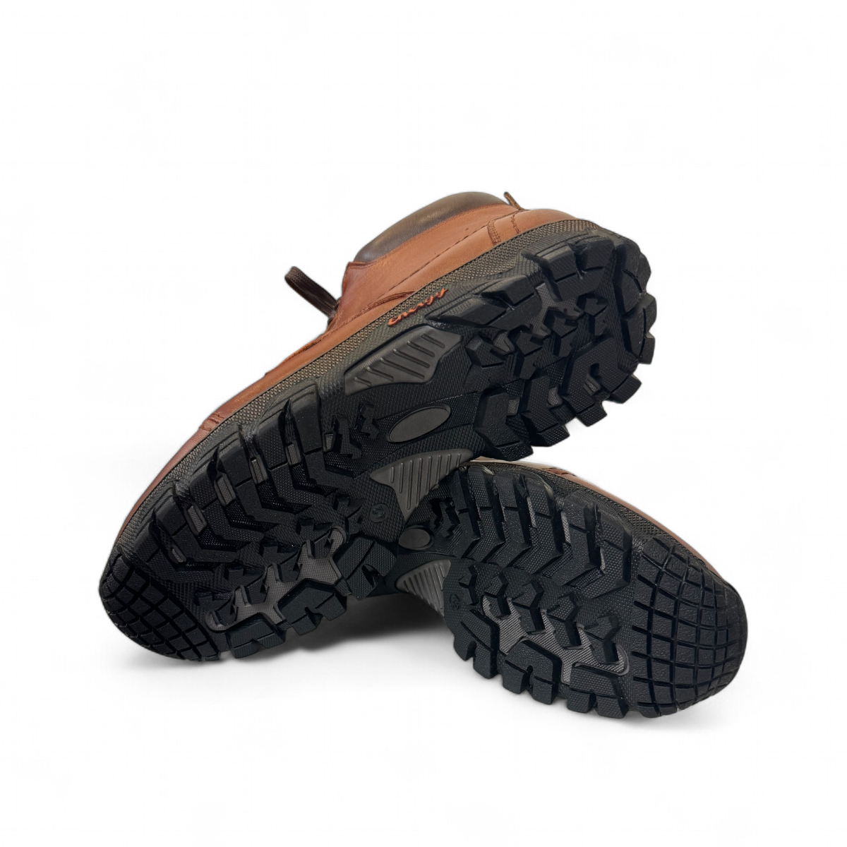 Satel Sistan light brown leather lace-up boots with a polished finish and durable rubber outsole for formal wear. Photo of bottom view.