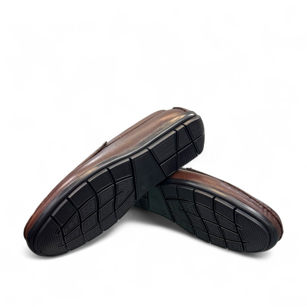 Satel Yashar dark brown leather loafers with perforated detail and handmade stitching. Photo of bottom view.