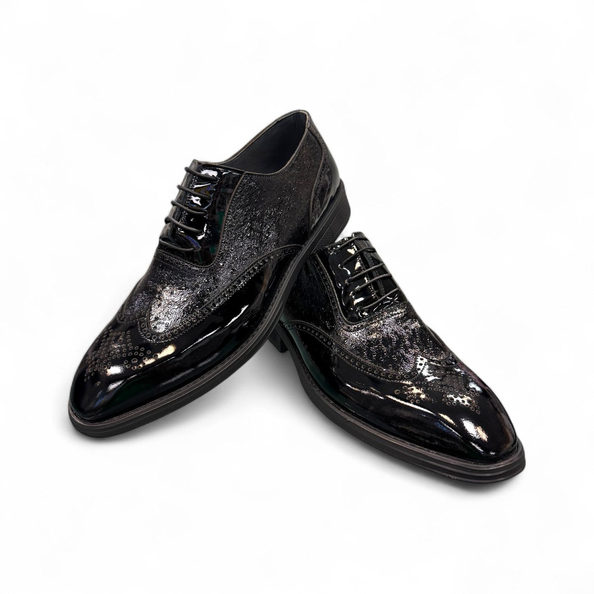 Sun Hesamak 2 black patent leather lace-up dress shoe with detailed stitching and rubber outsole. Photo of front view.