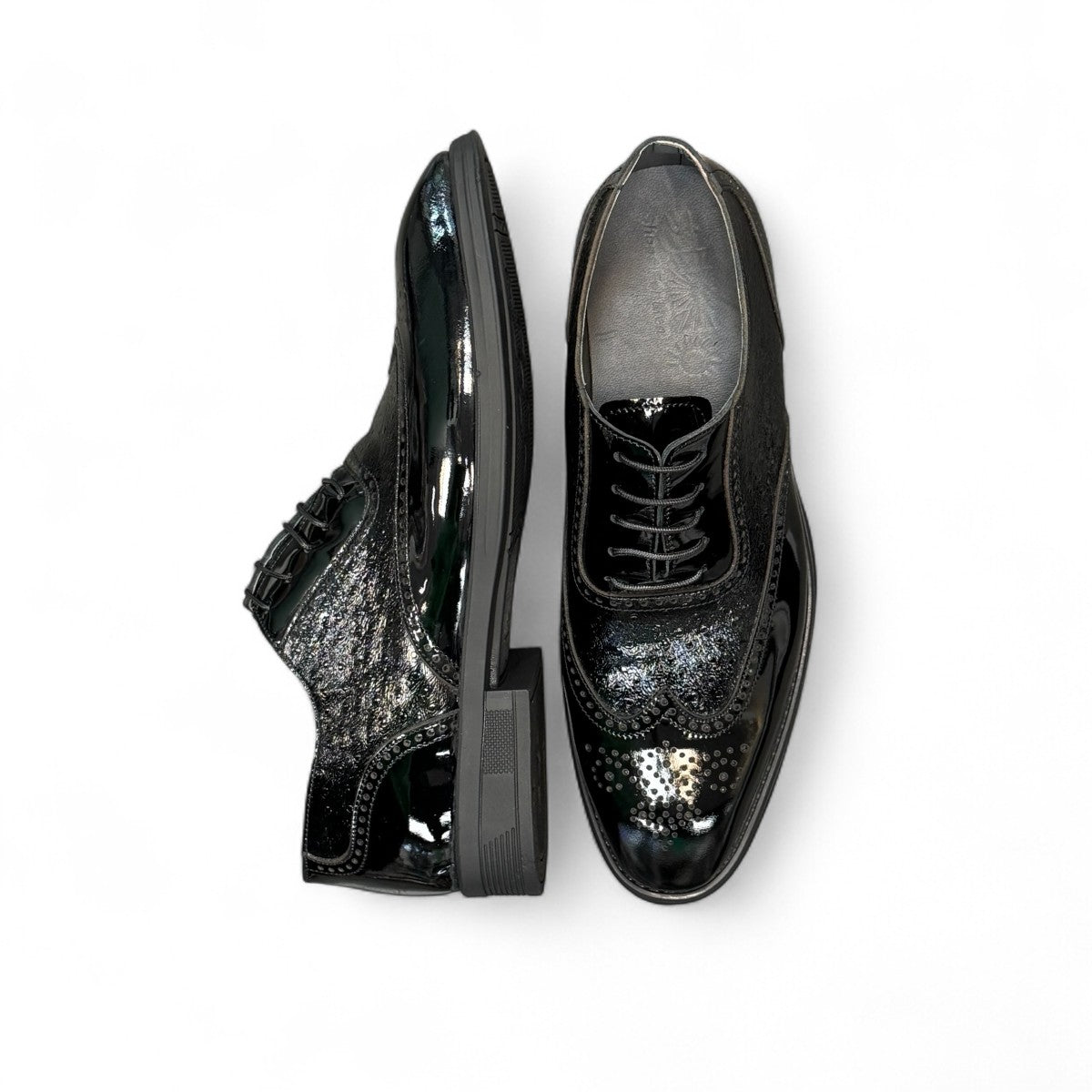 Sun Hesamak 2 black patent leather lace-up dress shoe with detailed stitching and rubber outsole. Photo of upper view.