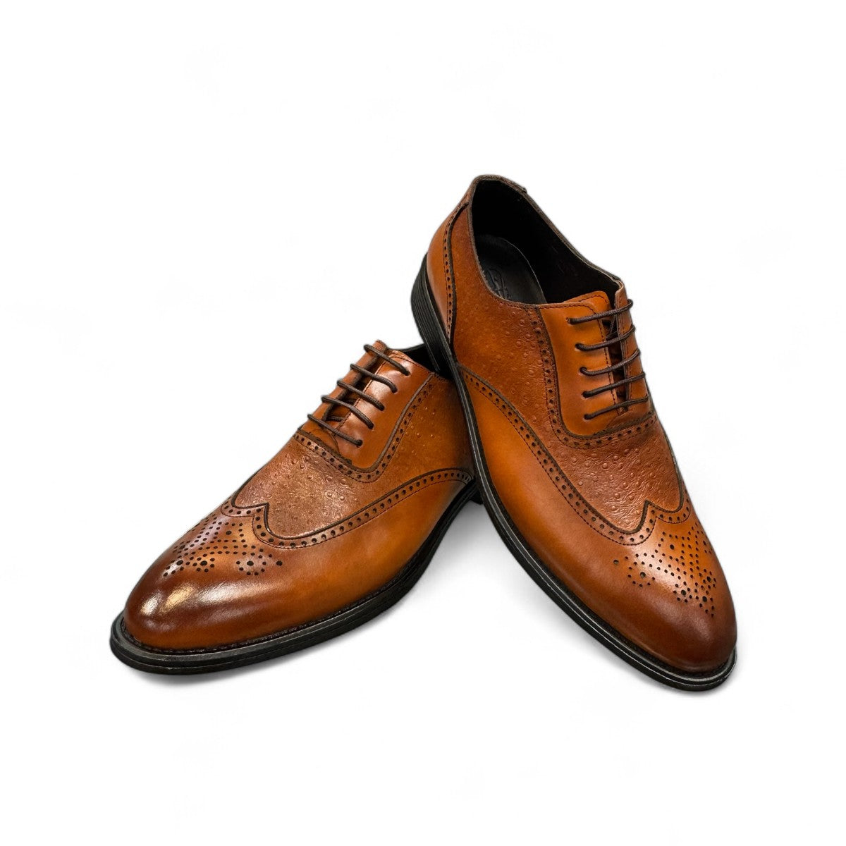 Sun Hesamak brown leather shoe with lace-up closure, textured side panel, and detailed stitching. Photo of front view.