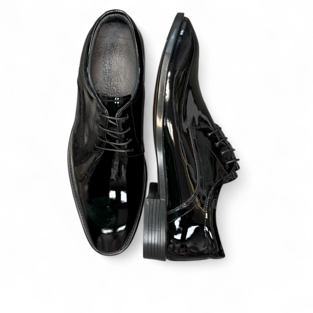 Sun Mahour black patent leather lace-up dress shoe with a polished finish and durable rubber outsole. Photo of upper view 2.