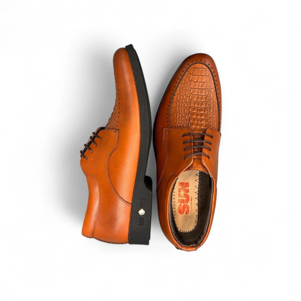 Sun Pourya brown leather lace-up dress shoe with textured toe detail and durable rubber sole. Photo of upper view.