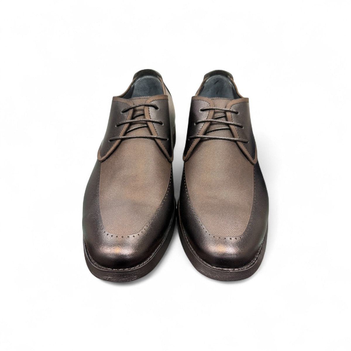 Sun Shoes For Men Neardoor black genuine leather lace-up formal shoes with subtle handmade stitching and a durable rubber outsole. Photo of upper view 2.
