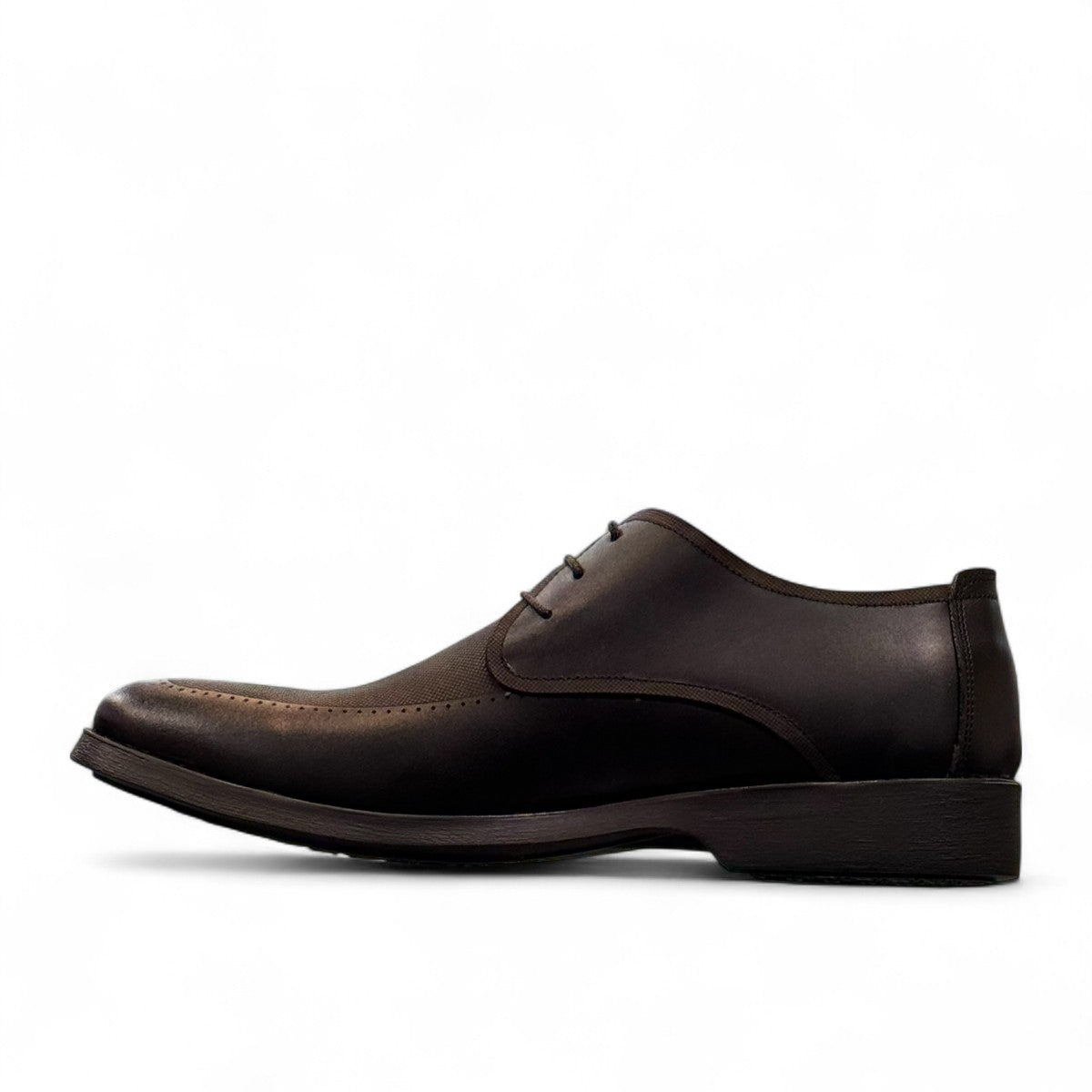 Sun Shoes For Men Neardoor black genuine leather lace-up formal shoes with subtle handmade stitching and a durable rubber outsole. Photo of right side view.