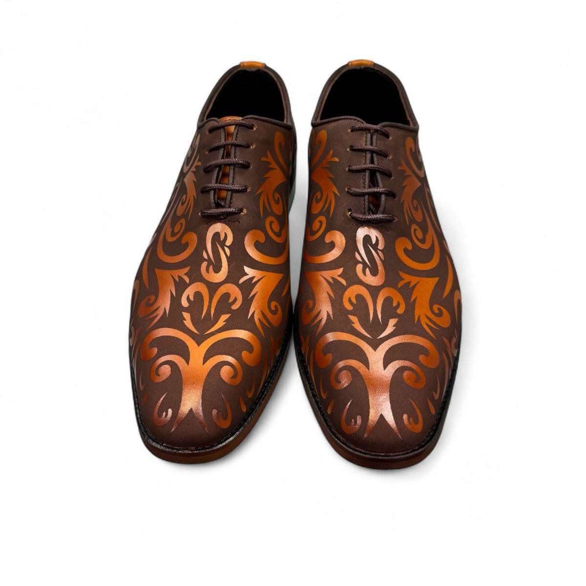 Sun Termeh brown leather and suede lace-up dress shoe with intricate hand-stitched swirl patterns. Photo of front view 2.