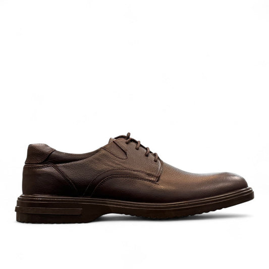 Afag 4001 brown leather lace-up men's dress shoe with a textured finish and durable rubber outsole. Photo of right side view.