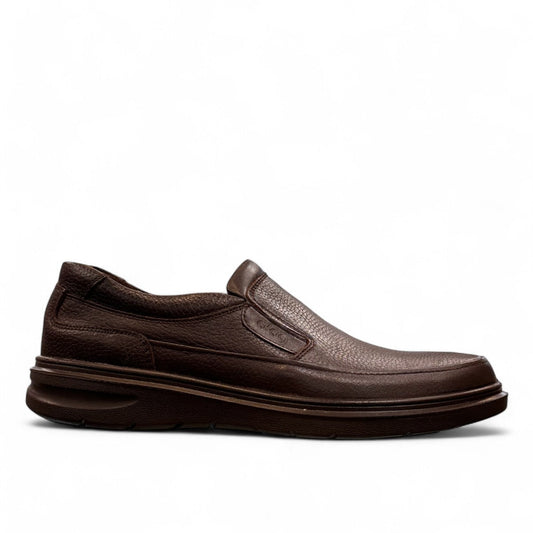 AFAG 721 brown leather slip-on shoes with a textured finish and comfortable rubber sole. Photo of right side view.