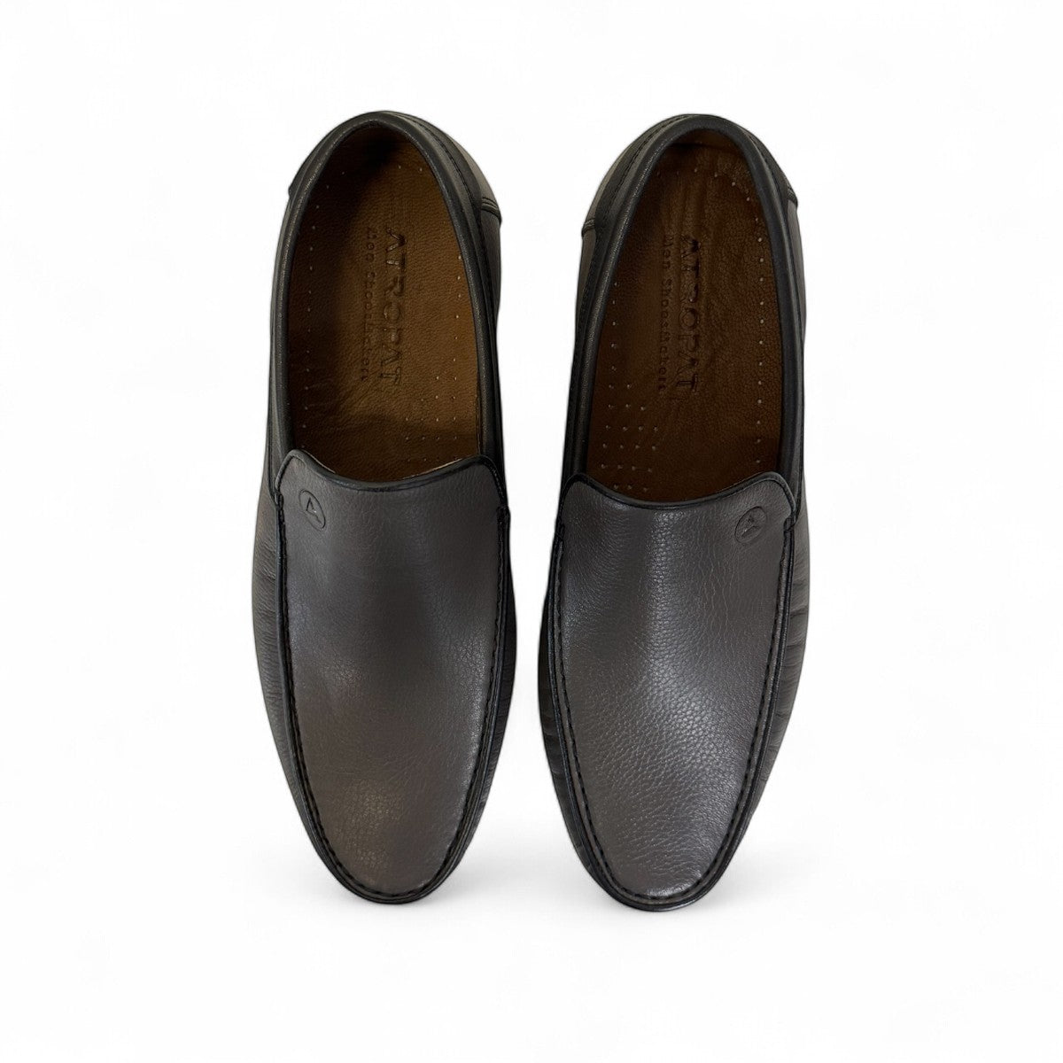 Atropat Molana gray leather slip-on loafers with handmade stitching and durable rubber outsole. Photo of the soles.