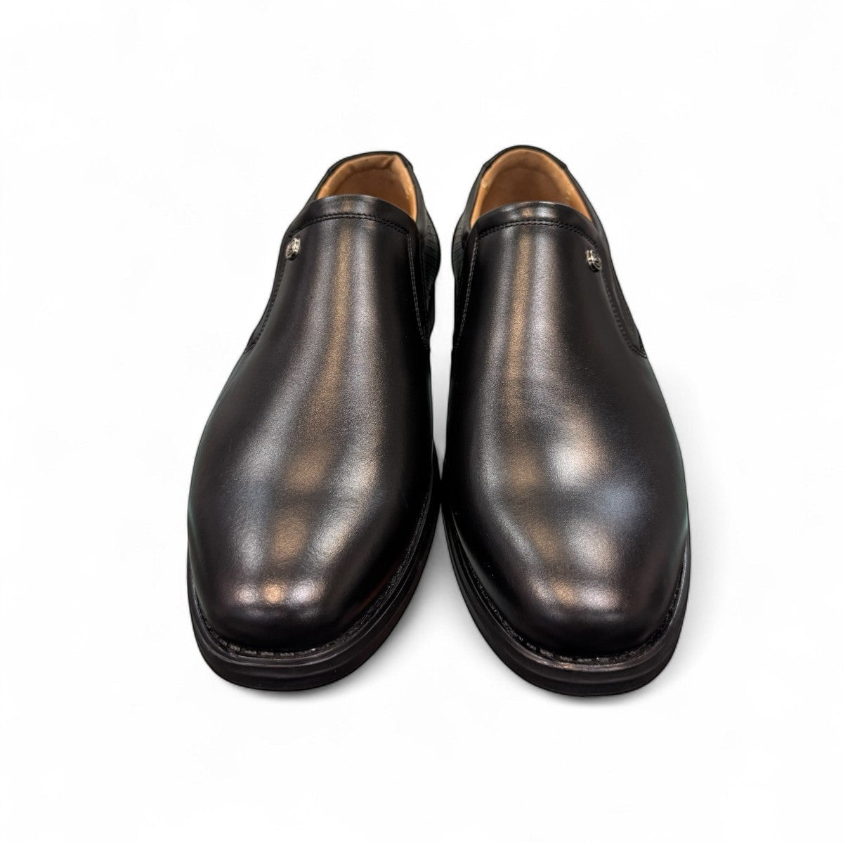 Atropat Parsa black leather slip-on shoe with handmade stitching and durable rubber outsole. Photo of front view.