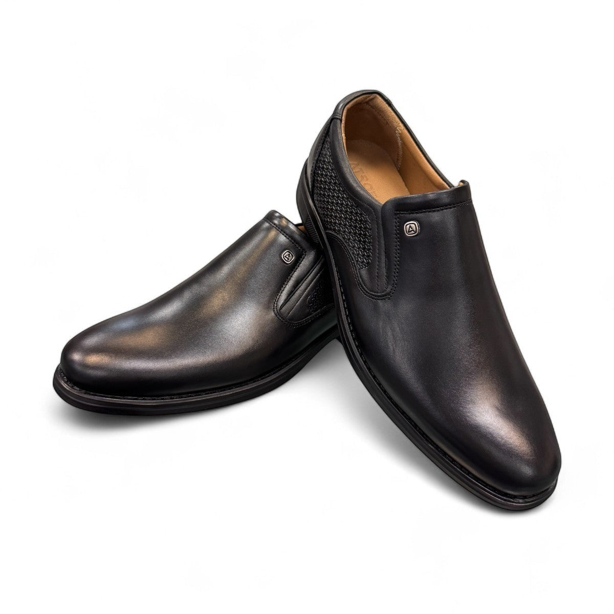 Atropat Parsa black leather slip-on shoe with handmade stitching and durable rubber outsole. Photo of upper view.