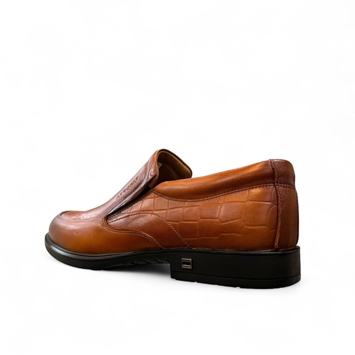 Atropat Ramtin brown leather slip-on shoes with crocodile texture and durable rubber outsole. Photo of back view at an angle.