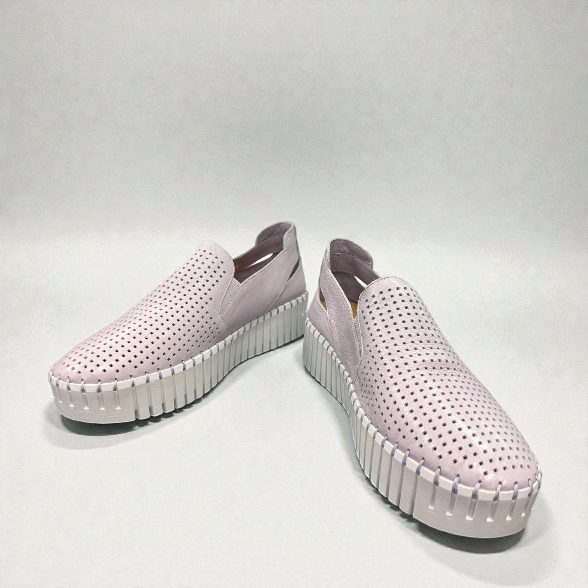 DJANGO & JULIETTE BARTAS_DJ/LILAC-WHITE SOLE