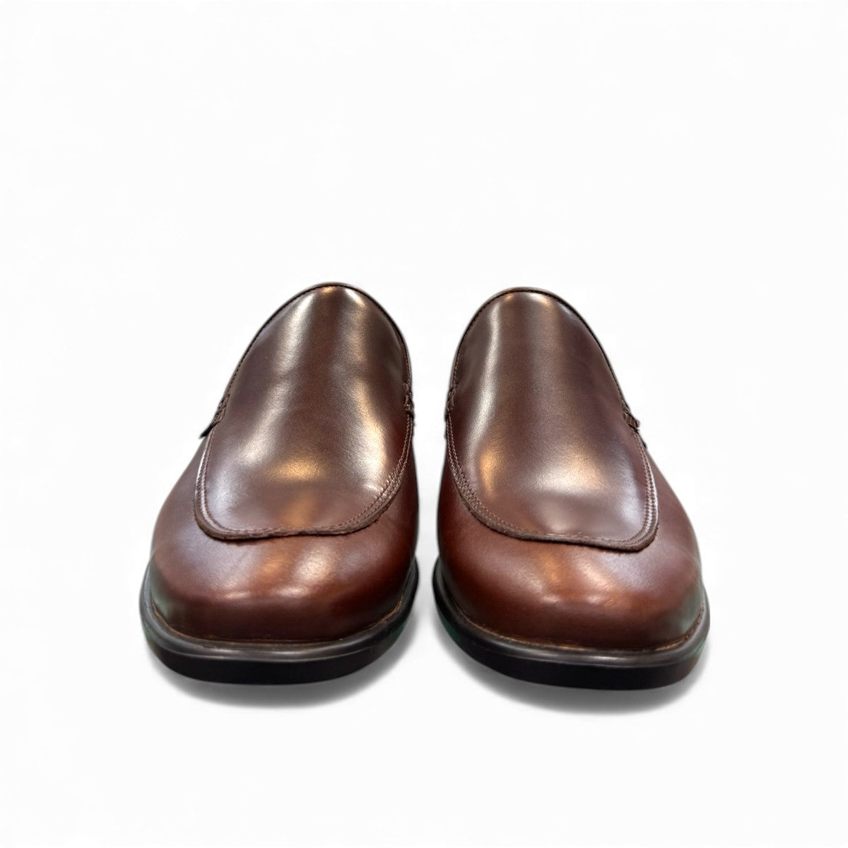 BORNA DARAKEH dark brown leather loafers for men with a durable rubber outsole and sleek slip-on design. Photo of front view.