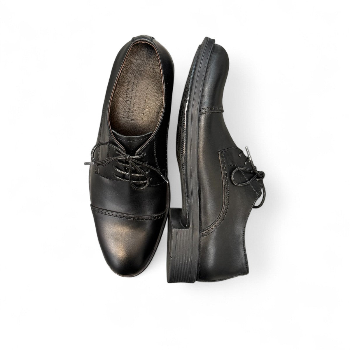 BORNA FASHAM black leather men's dress shoe with lace-up closure and durable rubber outsole. Photo of upper view.
