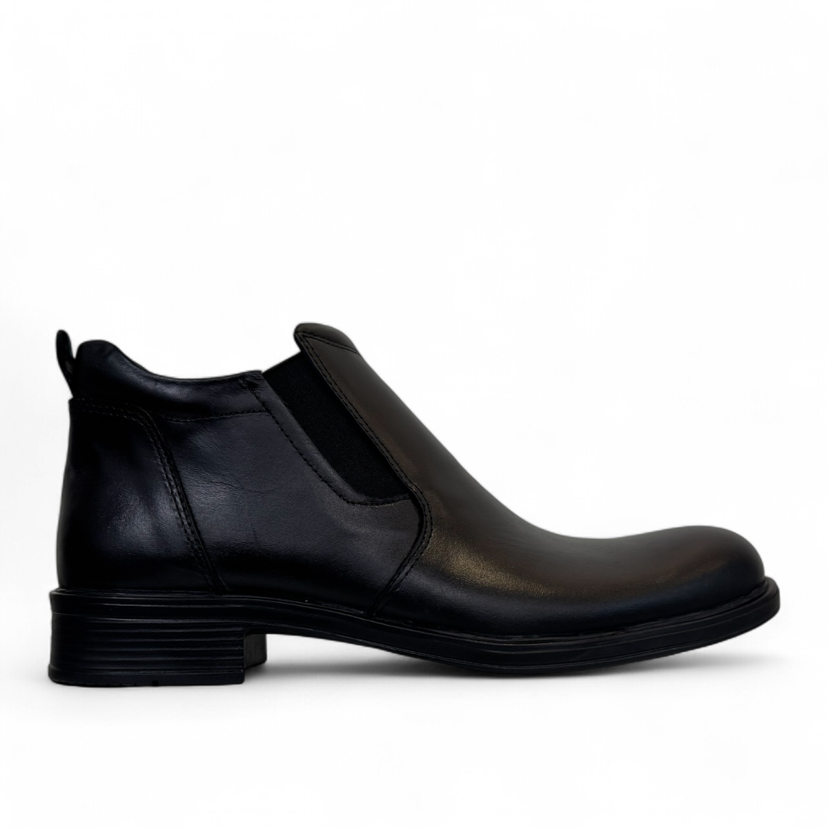 Borna Golestan black leather slip-on men's boots with a durable rubber outsole and side elastic panels. Photo of right side view.