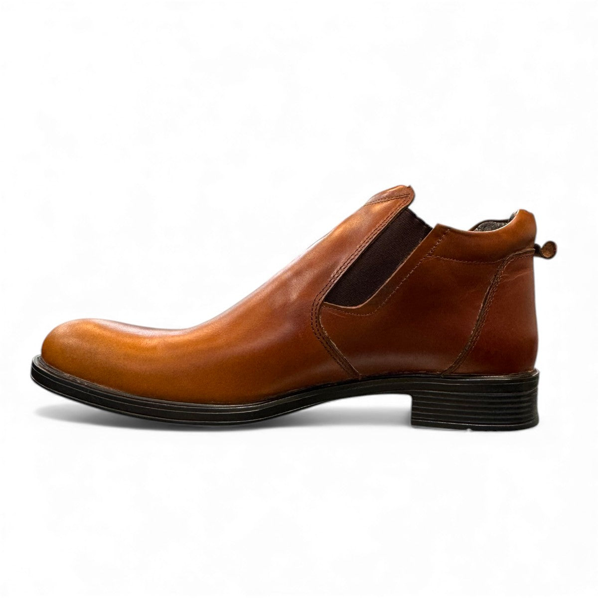 BORNA GOLESTAN brown leather slip-on men's boots with elastic side panels and rubber outsole. Photo of left side view.