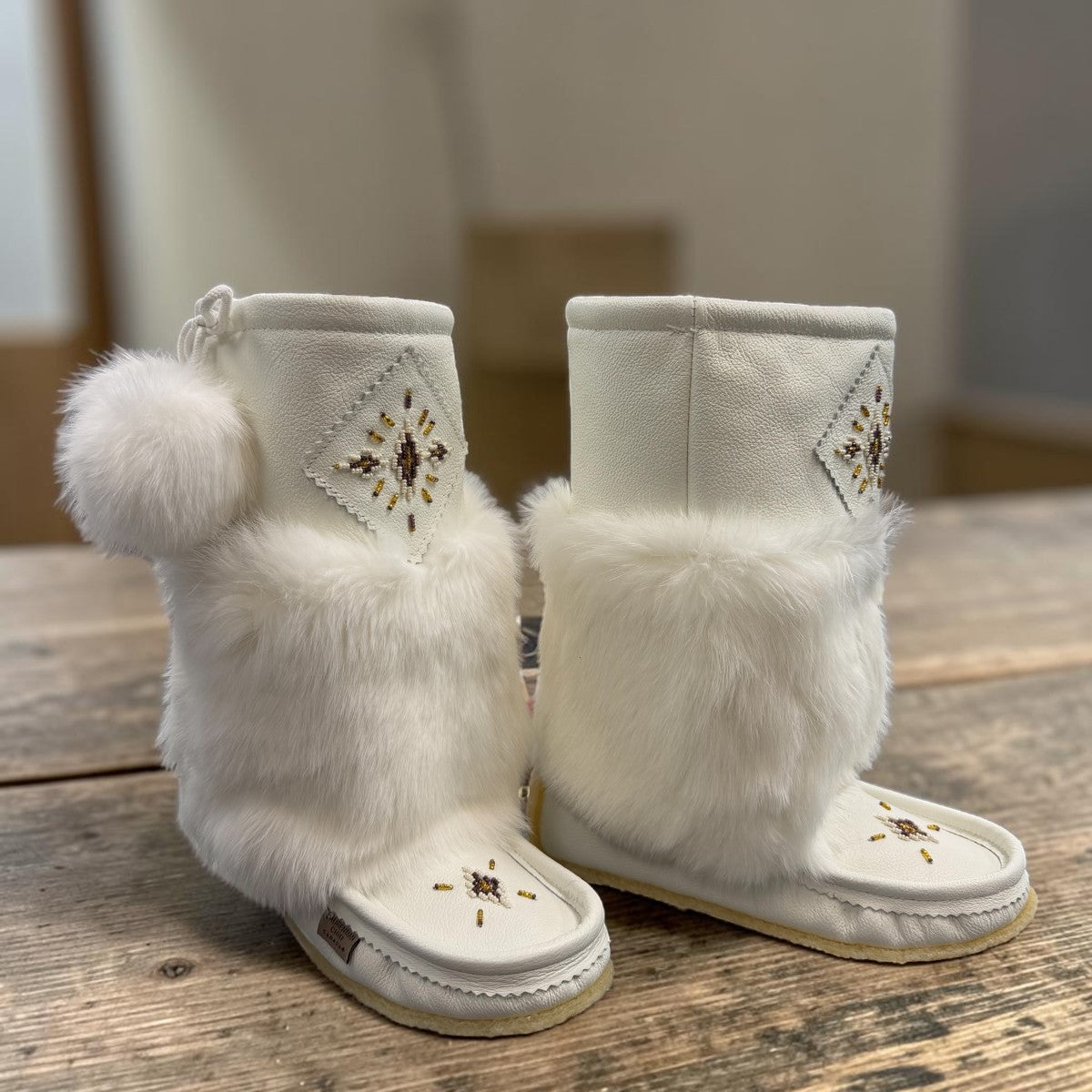 LAURIENTIAN CHIEF 13" LEATHER MUKLUKS 986447 - WHITE