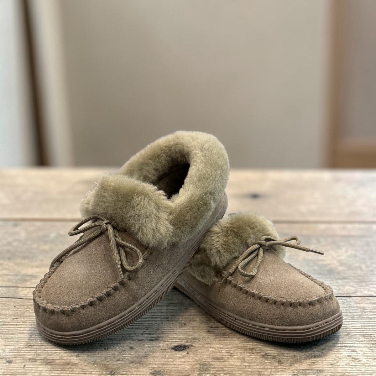 ARIA ASTARA MOCCASIN SLIPPERS - OLIVE