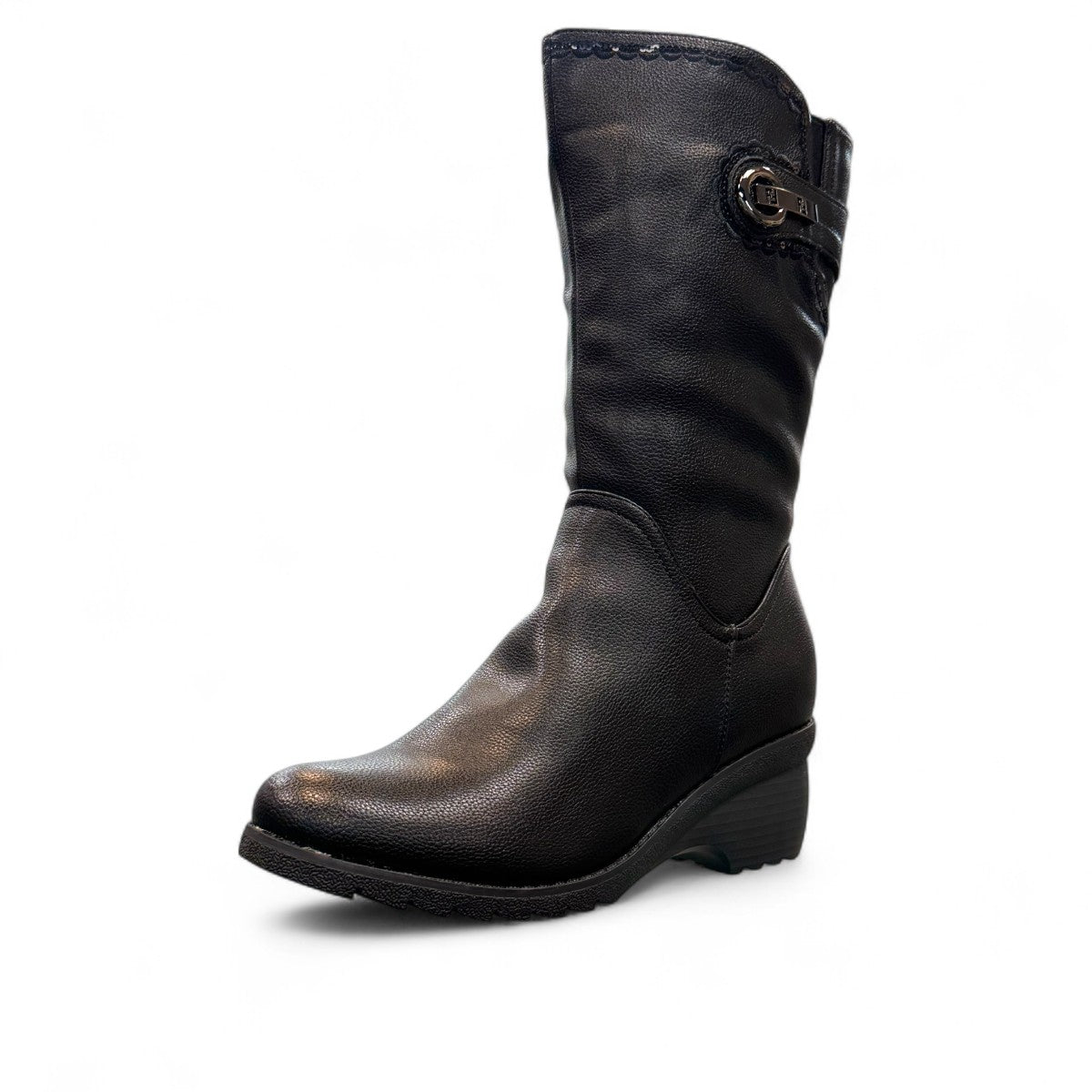 Canada Comfort side zip F209 black leather winter boot with side zipper, fleece lining, and low wedge heel. Photo of front side view 2.