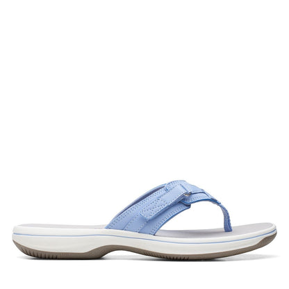 Clarks Breeze Sea lavender flip-flops with a lightweight sole and adjustable strap closure. right view.