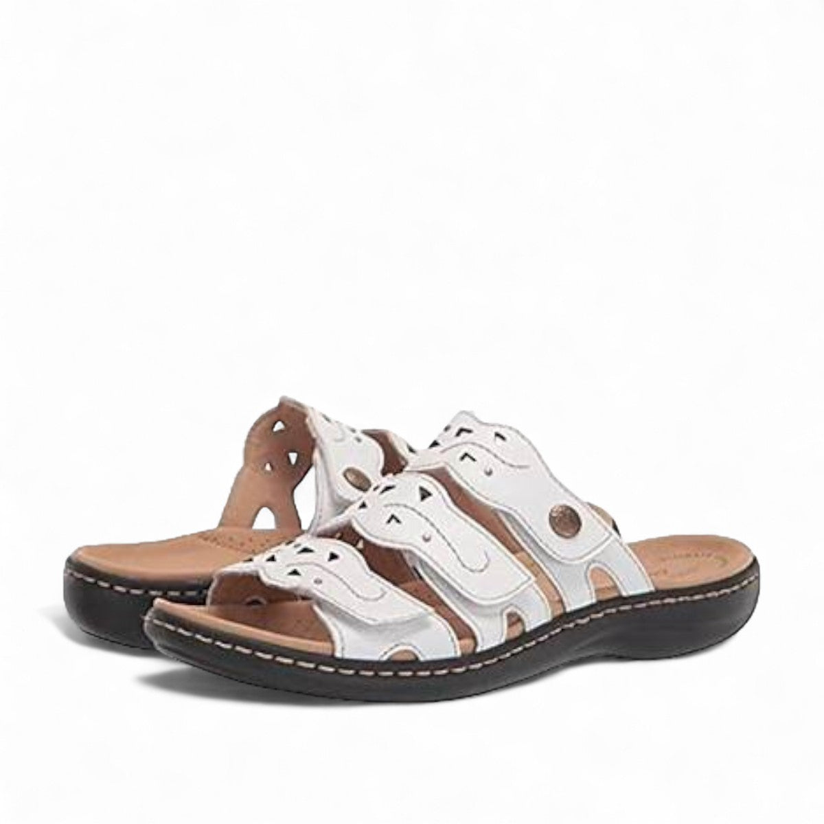 Clarks Laurieann Echo white leather sandals with adjustable velcro straps and cushioned EVA outsole. front view.