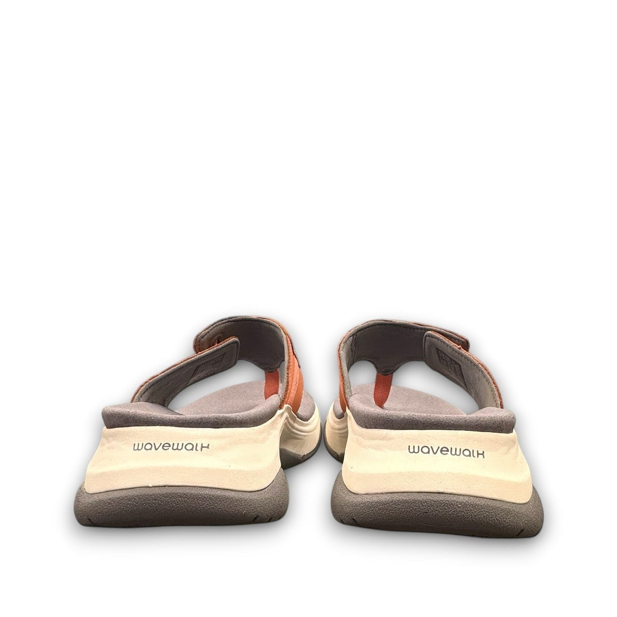 Clarks Wave 2.0 Sea peach nubuck thong sandal with ergonomic WaveWalk sole and cushioned footbed. photo of the back.