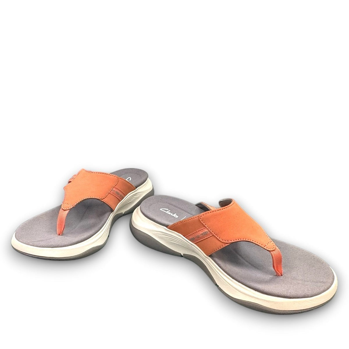 Clarks Wave 2.0 Sea peach nubuck thong sandal with ergonomic WaveWalk sole and cushioned footbed. photo of the front.