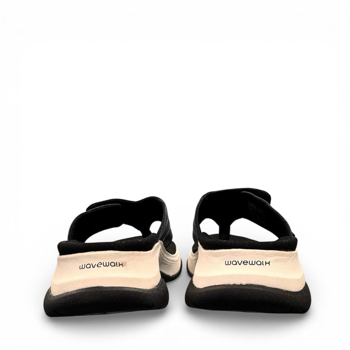 Clarks Wave 2.0 Sea navy nubuck thong sandal with curved WaveWalk sole and cushioned footbed. photo of the back side.