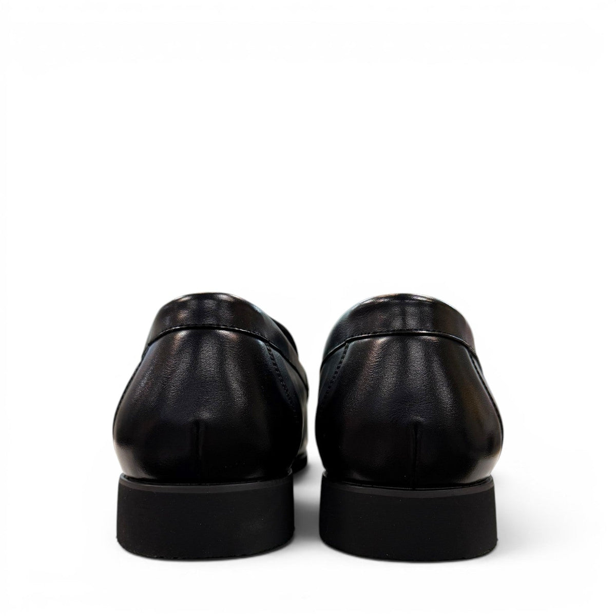 collexion-f7067m black leather penny loafer with a classic slip-on design for professional and smart-casual wear.
photo of the back side